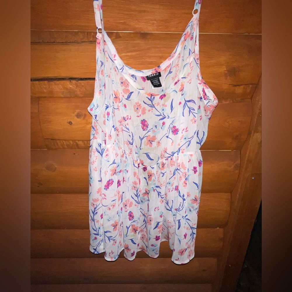 Torrid Floral Spring Flowy Light Tank Top Size 4